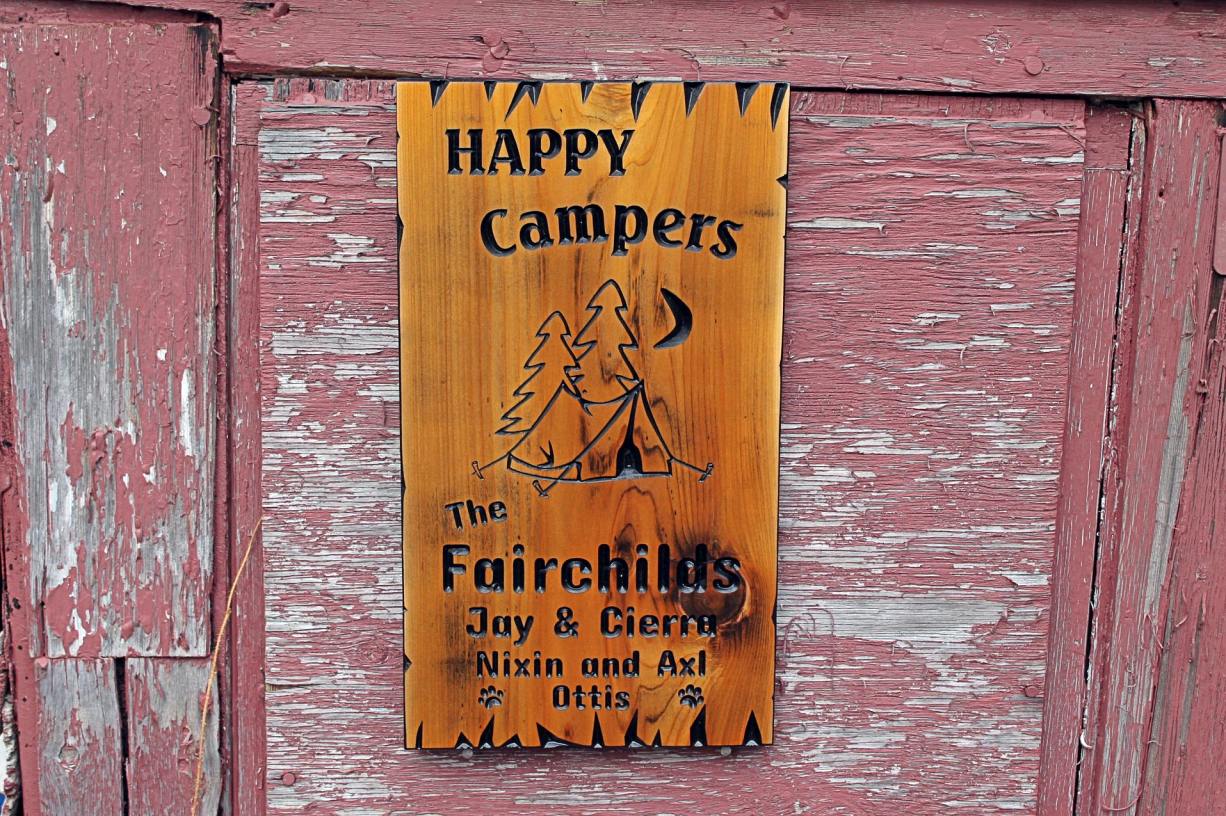 Happy Campers Sign | Custom Campsite Signs
